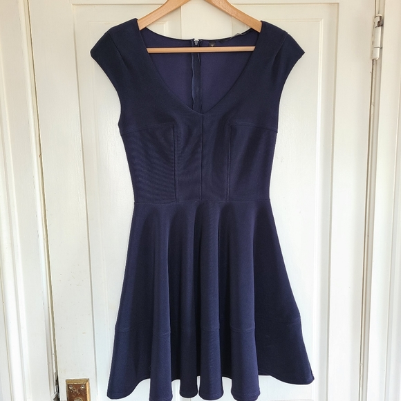 GUESS - Dress - Picture 11 of 14